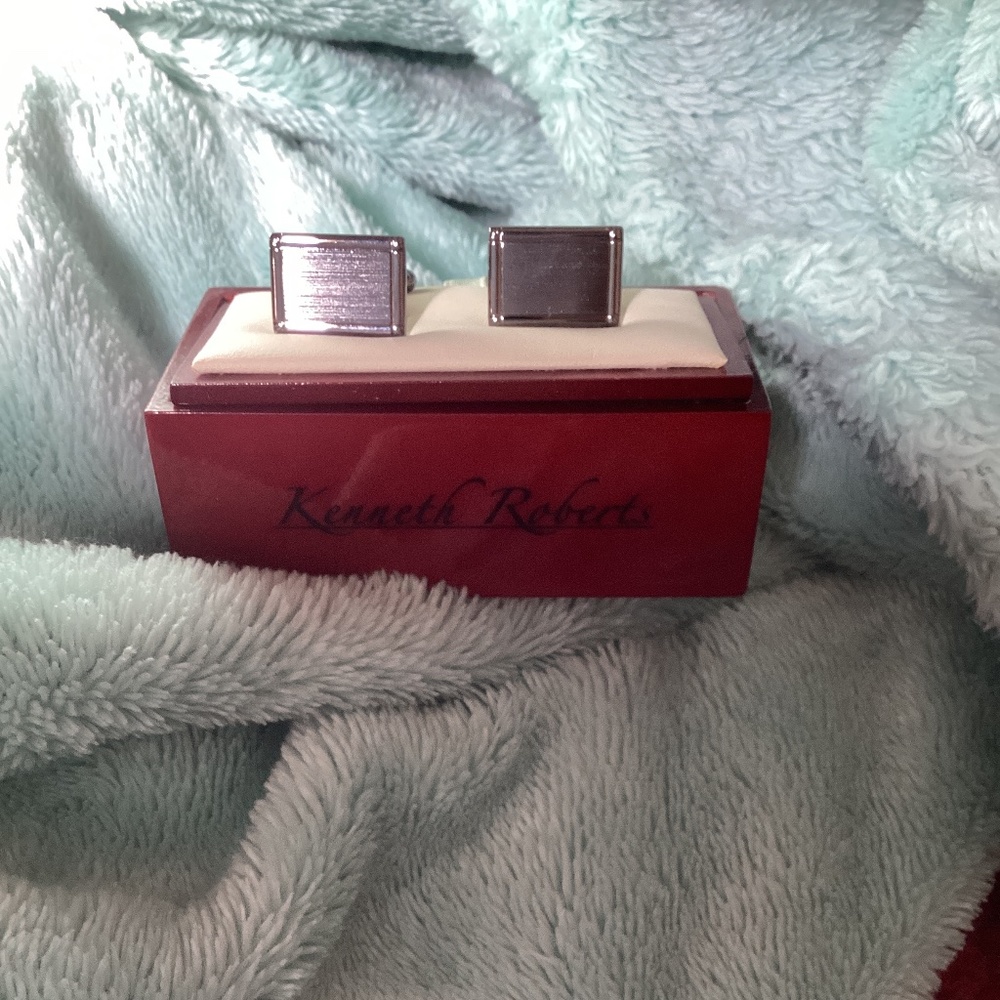 New Kenneth Roberts  Cuff Links Rectangle